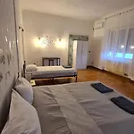 Dock Bay Hostello Hostel